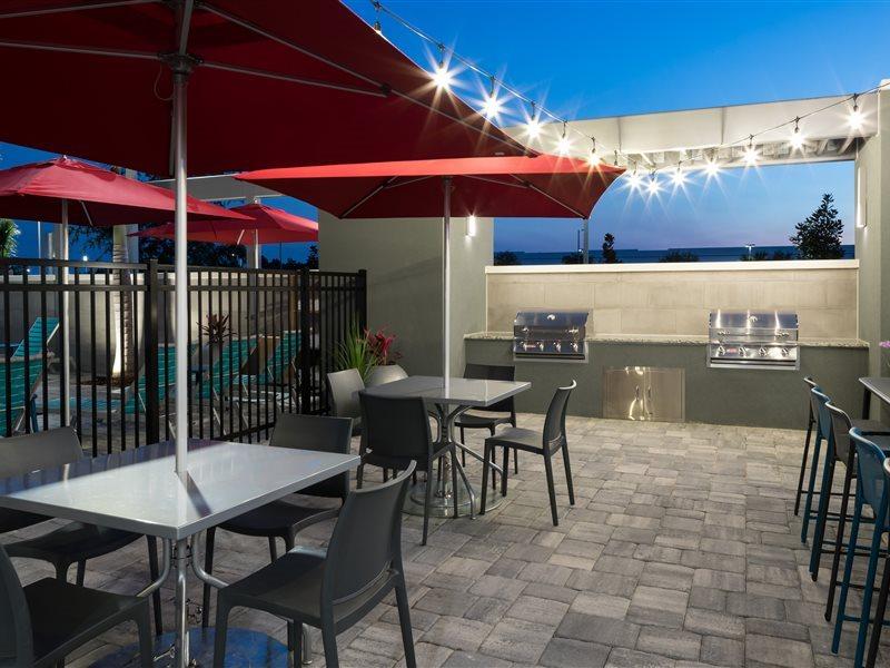 Home2 Suites By Hilton Orlando Airport Екстериор снимка