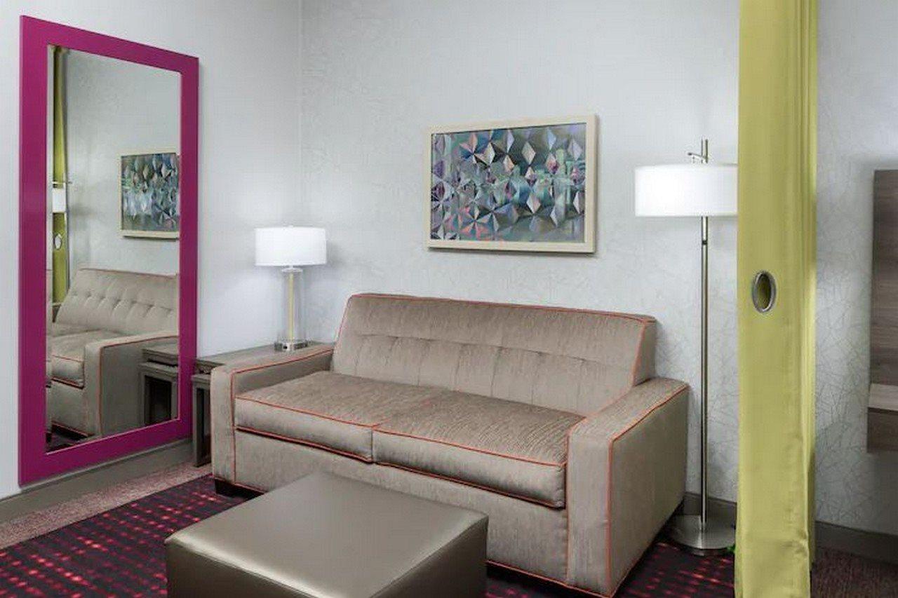 Home2 Suites By Hilton Orlando Airport Екстериор снимка