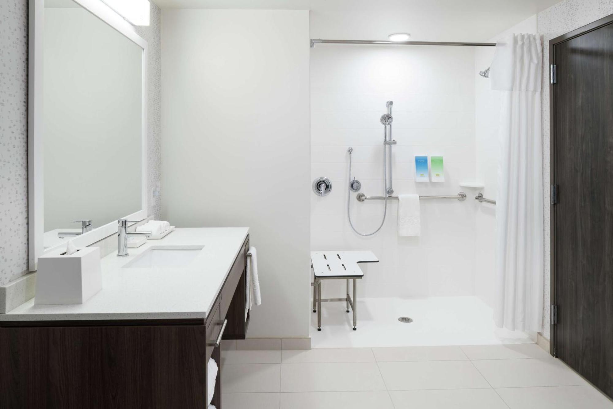 Home2 Suites By Hilton Orlando Airport Екстериор снимка