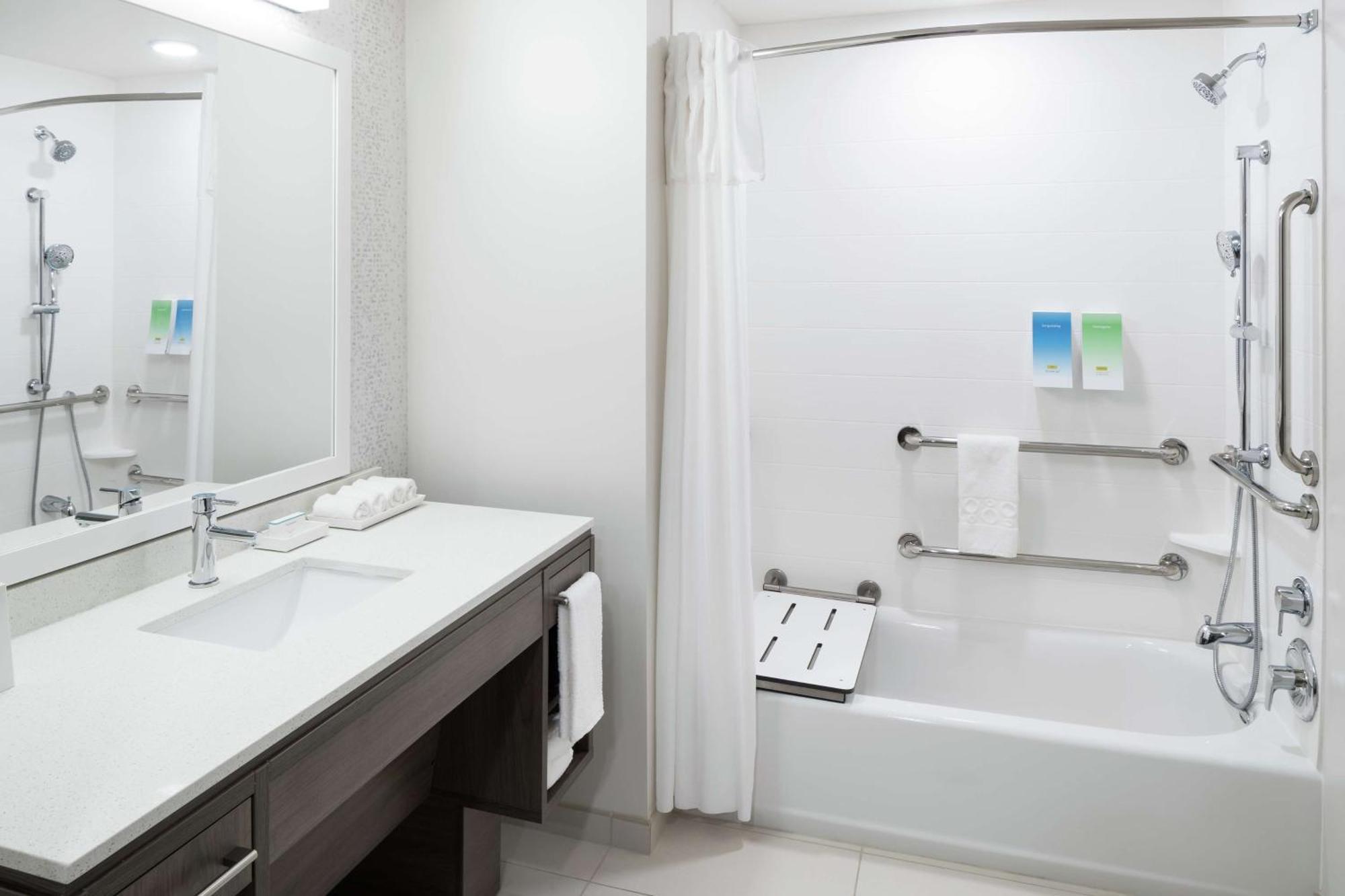 Home2 Suites By Hilton Orlando Airport Екстериор снимка
