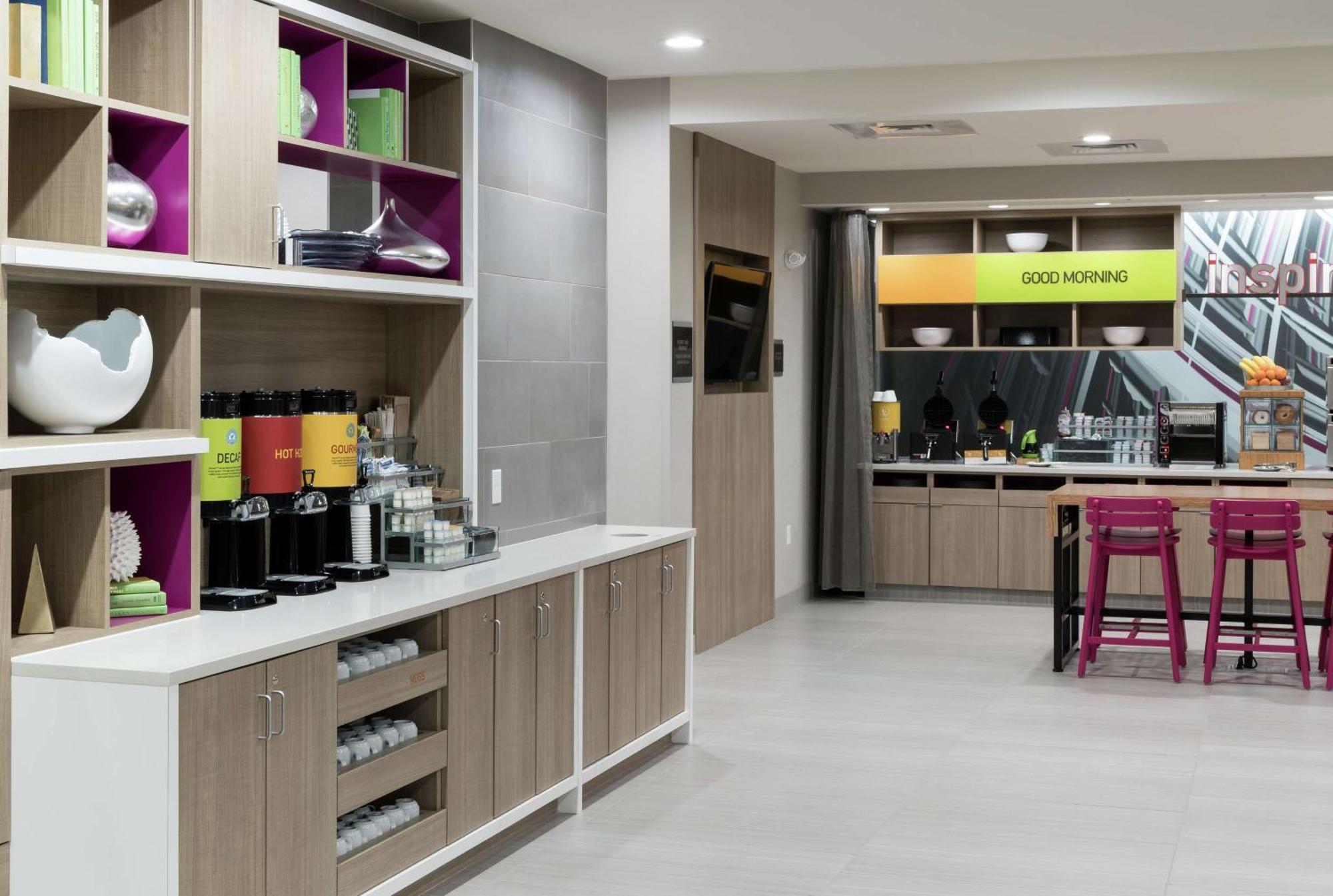 Home2 Suites By Hilton Orlando Airport Екстериор снимка